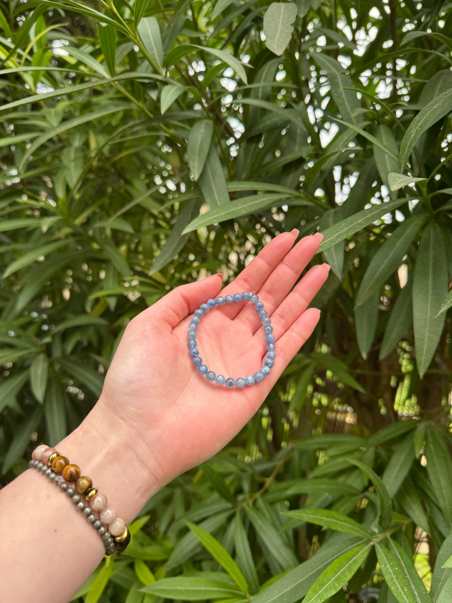 Bracelet lumicyanite