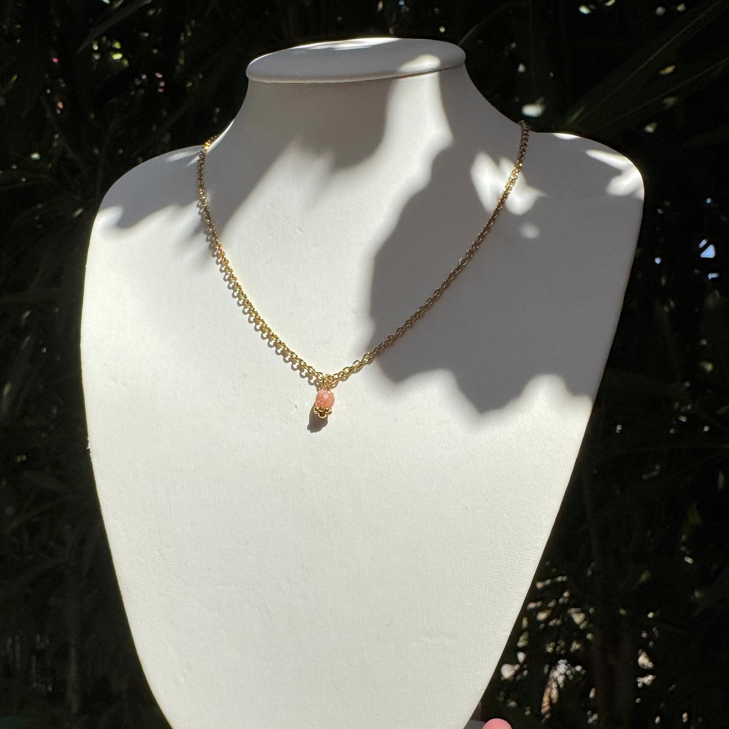 Collier lumidiscret pierre de soleil