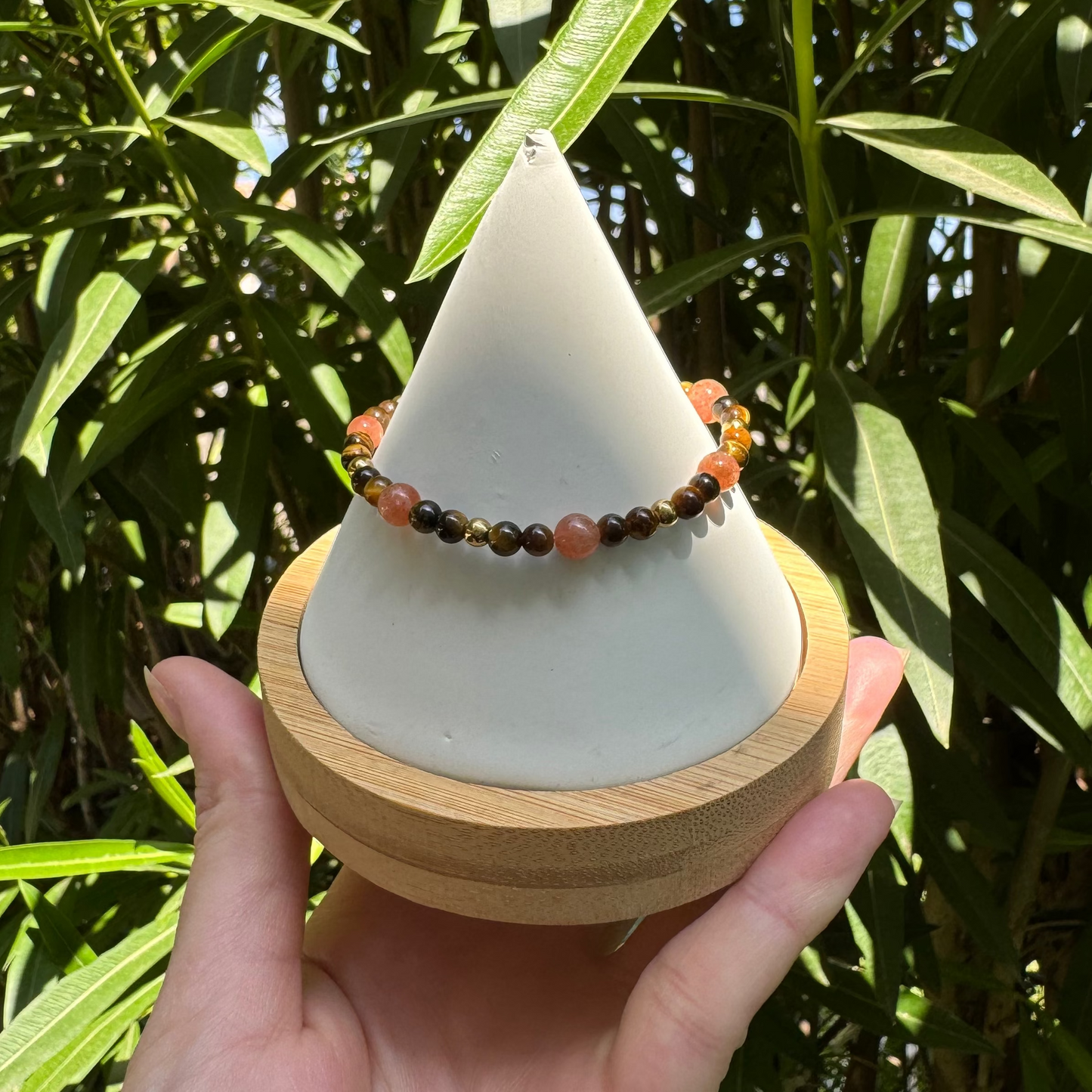 Bracelet lumiboost